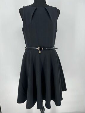 CLOSET LONDON LITTLE BLACK  DRESS‎ IN A CLASSIC Fit & Flare